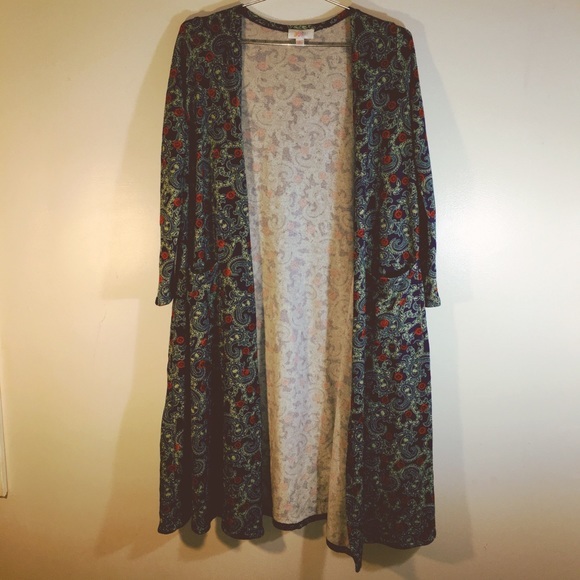 LulaRoe Sarah Size Small - Picture 2 of 5